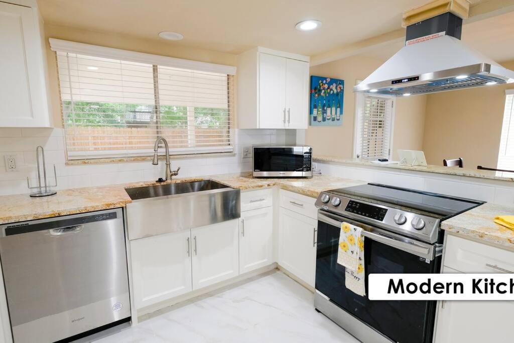 Stunning Family Home In North Houston!!! - Briar Creek Spring Esterno foto